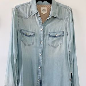 AE denim chambray